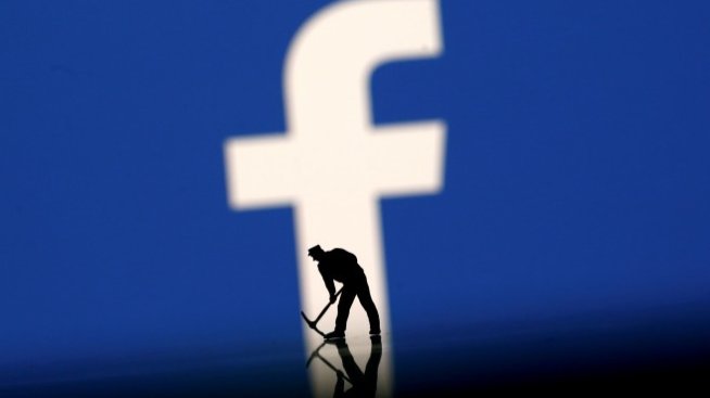 Нов удар за Facebook  - от рекламодателите