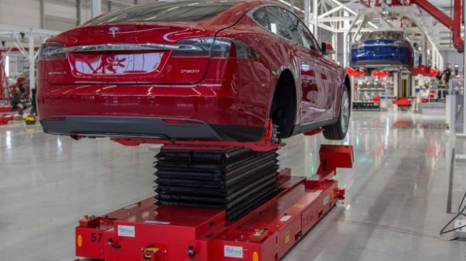 Европейският завод на Tesla заработи 