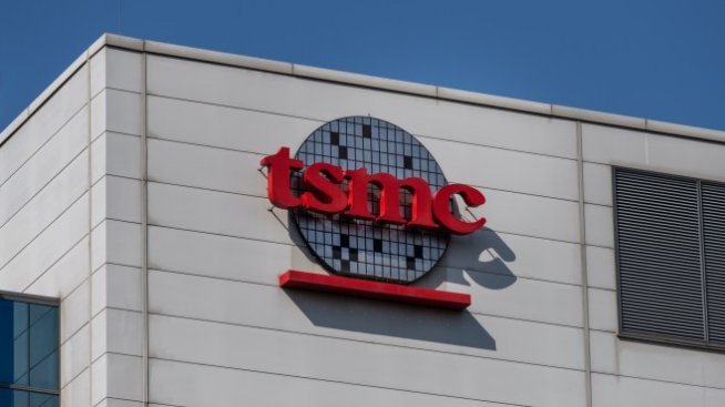 Силното търсене на чипове донесе 19% скок на печалбата на TSMC