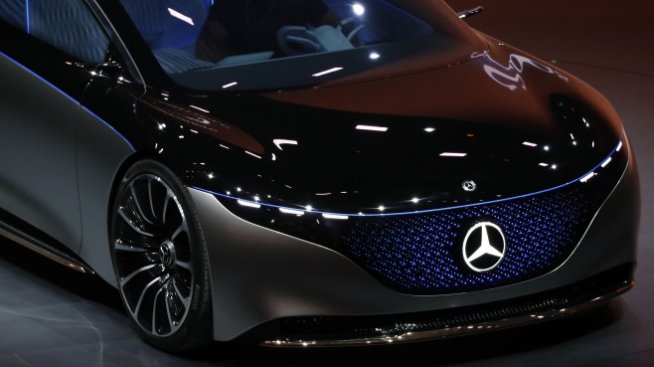 Mercedes влиза в нова ера със своя електрически флагман