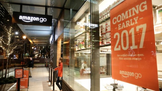Amazon oткрива &bdquo;магазин на бъдещето&ldquo;