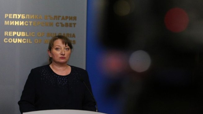 Сачева: Мярката 60/40 задържа ръста на безработицата
