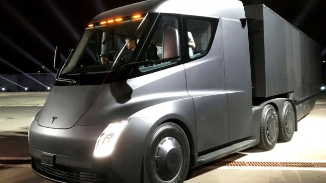 UPS ще купи 125 броя от камионите на Tesla
