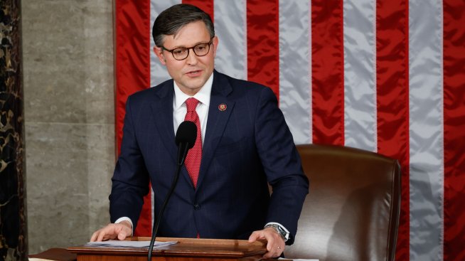 Републиканецът Майк Джонсън сложи край на лидерския вакуум в Камарата на представителите