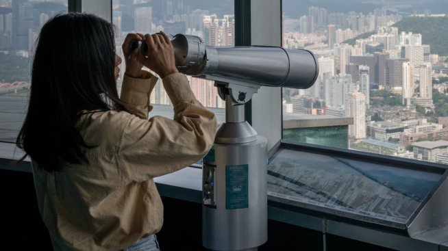 Истината убягва на тези, които предварително са избрали страна