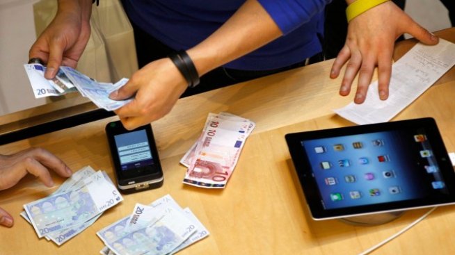 Правилен ход ли е решението на Apple да плати дивидент?