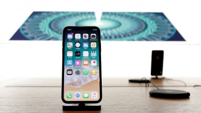 Компонентите на iPhone X са значително по-скъпи от тези на iPhone 8