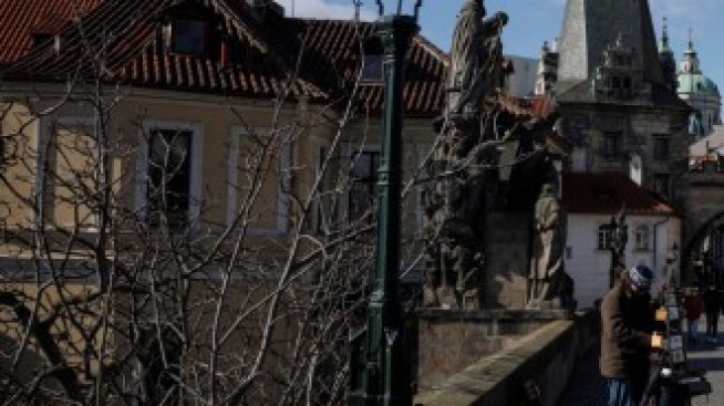 Източноевропейските страни разширяват намесата си, за да защитят валутите си