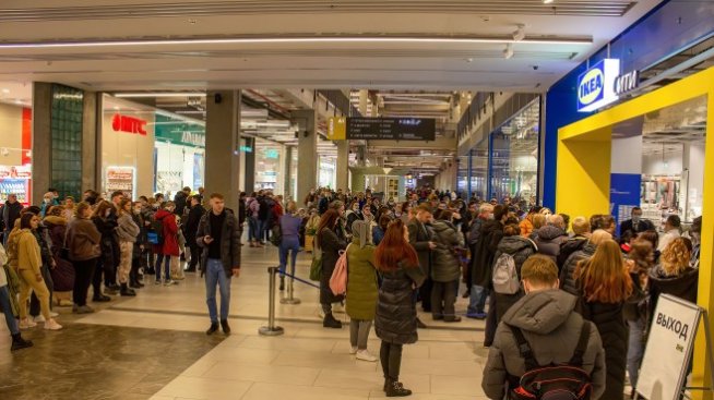 Опашки като по времето на СССР – войната влезе в ежедневието на руснаците