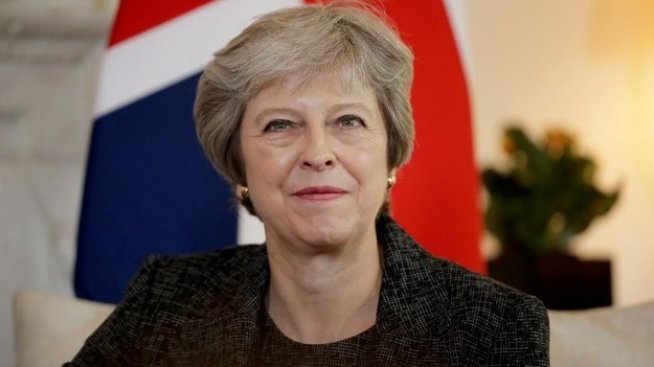 Мей се опитва да свика трето гласуване на споразумението за Brexit в петък*