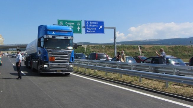 Лиляна Павлова: Служебният кабинет ни върна 10 години назад