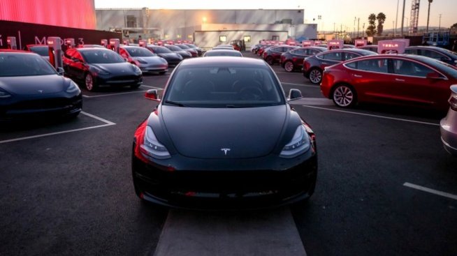 Tesla планира емисия на облигации за 1,5 млрд. долара