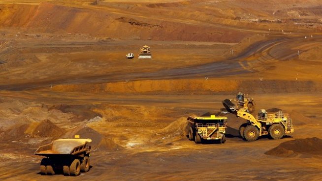 Цената на желязната руда може да падне под 40 долара, предупреди Goldman Sachs