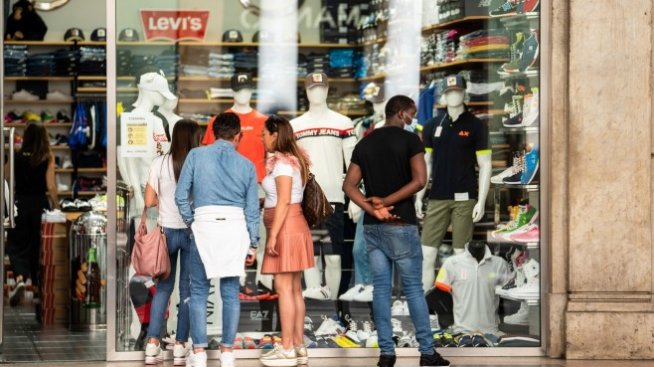 Инфлацията в еврозоната се ускорява до 0,3% през юни