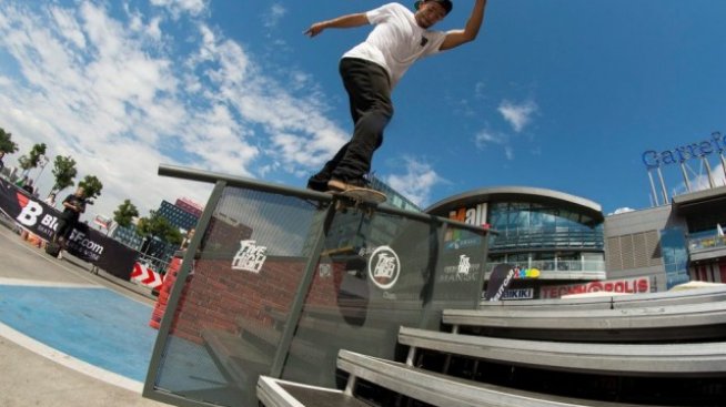 Фонд на Dеutѕсhе Ваnk и Gоldmаn Ѕасhѕ придоби дялове в "Престиж 96" и The Mall