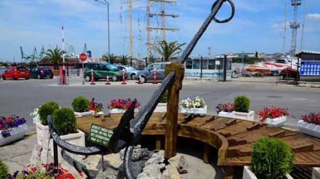 Варна получи имоти за модернизация на рибарското пристанище в Аспарухово