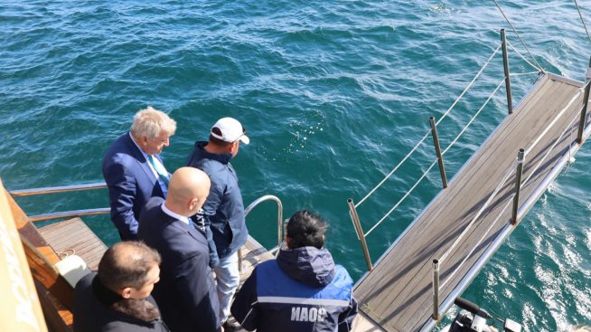 Екоминистърът: Държава, общини и бизнес трябва заедно да управляваме крайбрежието на Черно море