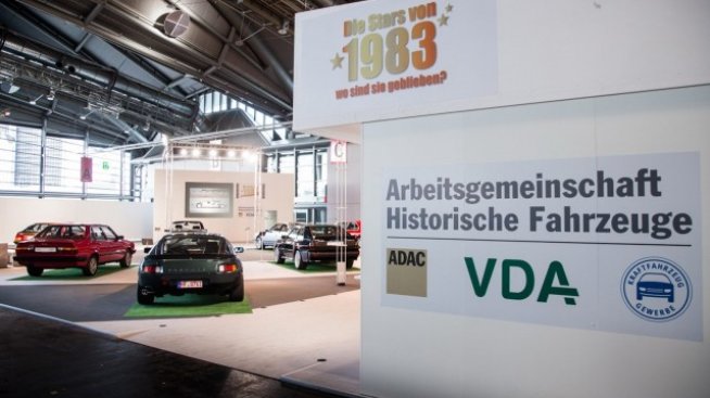 Как е изглеждало изложението във Франкфурт през 1983 г.?