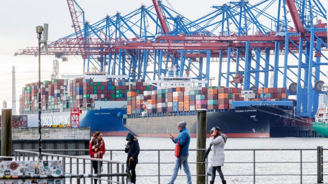 По-скъпата енергия сви излишъка по германската външна търговия над два пъти