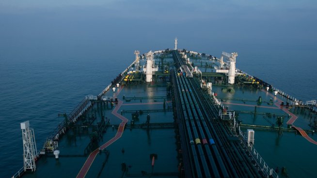 И Турция започва да намалява покупките на руски петрол