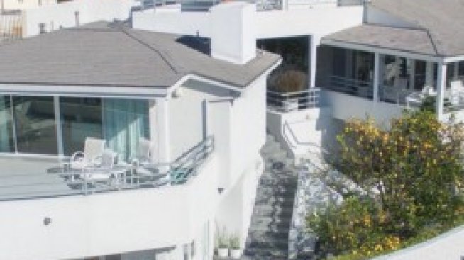 Уорън Бъфет най-сетне намери купувач за къщата си в Калифорния