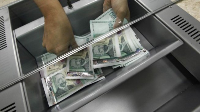 Данъчни проверки извадиха на светло 5 млрд. лв. от фирмените каси 