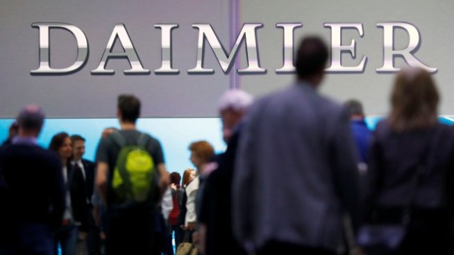 Берлин заплашва Daimler с глоба от 3,75 млрд. евро заради вредни емисии