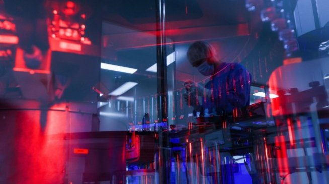 Лекарите в Русия са отчаяни от малкия брой ваксинирани