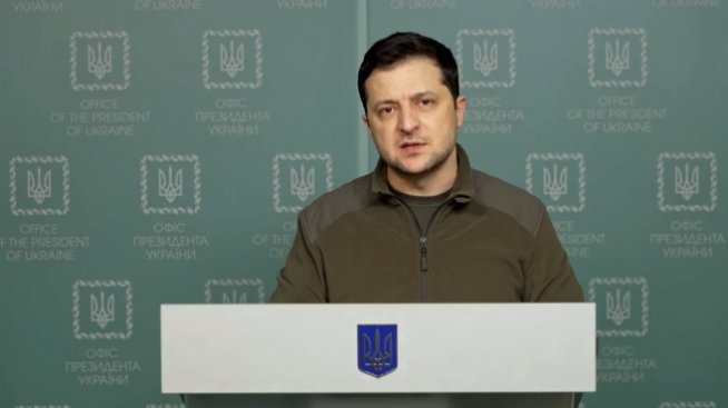 Зеленски: Днес две ракети убиха десетки в центъра на Харков