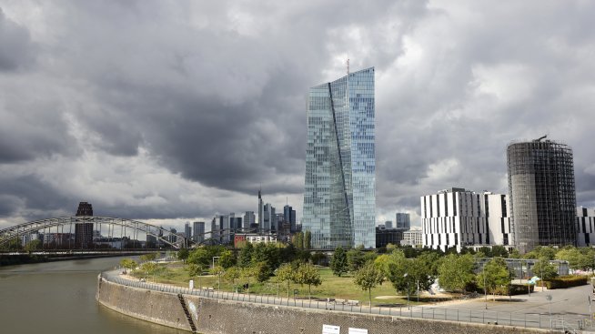 Икономиката на Германия може да стагнира и тази година заради търговските сътресения