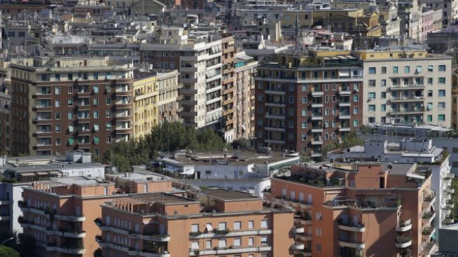 Цените на жилищата в Италия се опитват да се отлепят от дъното