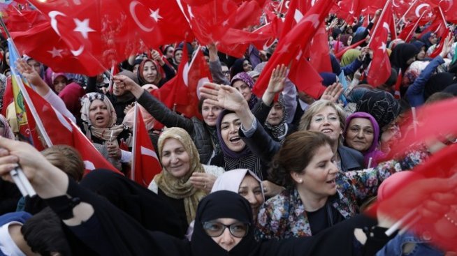 Турция обяви официалните резултати от референдума