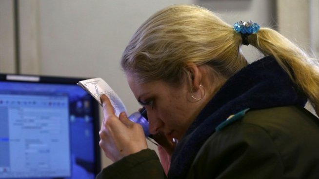 ЕК спешно обсъжда върнатите гранични проверки в Шенген