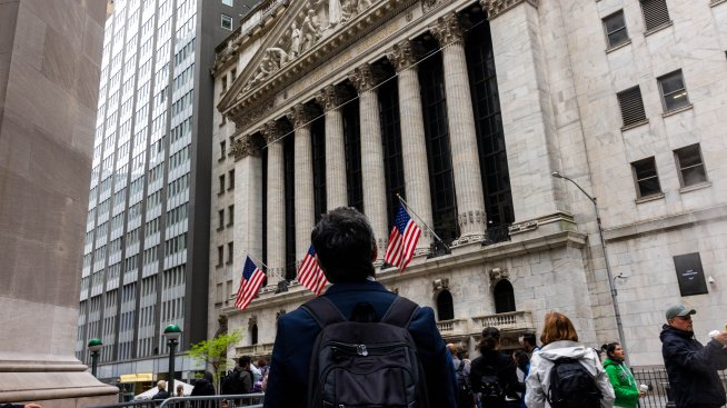 Борсовата сесия на Wall Street започва предимно с понижения*