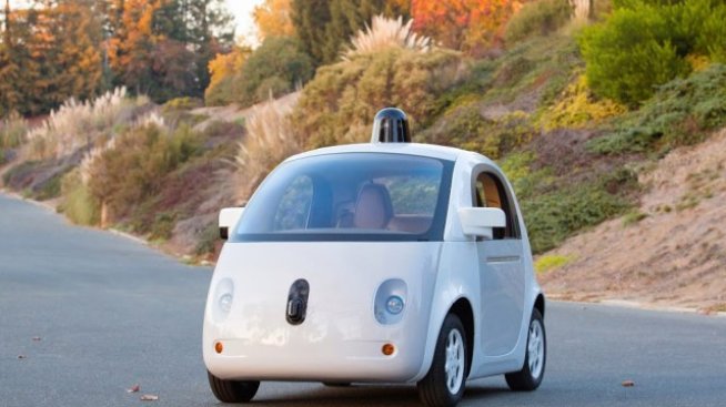 Google показа първия си завършен автомобил