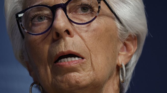 ЕЦБ може да започне количественото затягане през 2023 г.