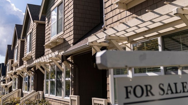 Продажбите на жилища в САЩ намаляват въпреки увеличеното предлагане