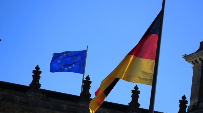 Емил Калчев: Бюджетната криза няма да попречи на Германия в стратегически план