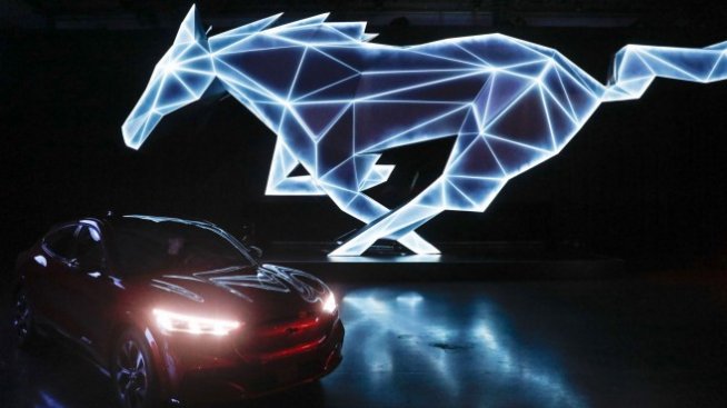 Ford &ndash; (не)очакваният конкурент на Tesla при електромобилите