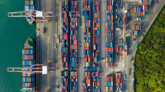 Южна Корея отчете най-големия ръст в износа от 1986 г. насам 