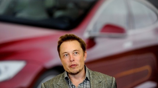 Ще трябва ли Мъск да напусне Tesla?