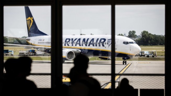 Ryanair може и да не се завърне към печалбата отпреди Covid тази година