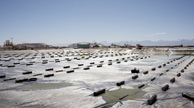 Защо Мъск е прав за проблема с лития?