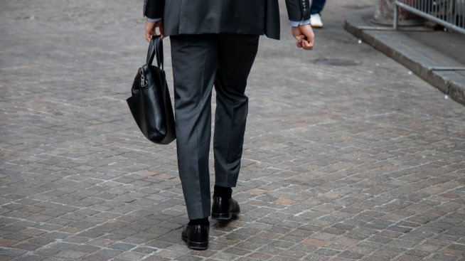 Банките съкращават хиляди работни места, особено на Wall Street