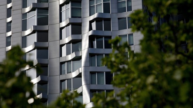 Ръстът на наемите в САЩ подлага на натиск работещите младежи