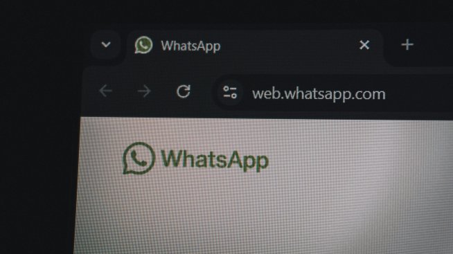 Руски хакери проникват в акаунти на официални лица и журналисти в Signal и WhatsApp 