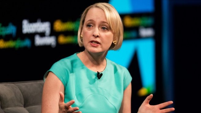 Насочването към хибридната работа тласка нагоре бизнеса на Accenture
