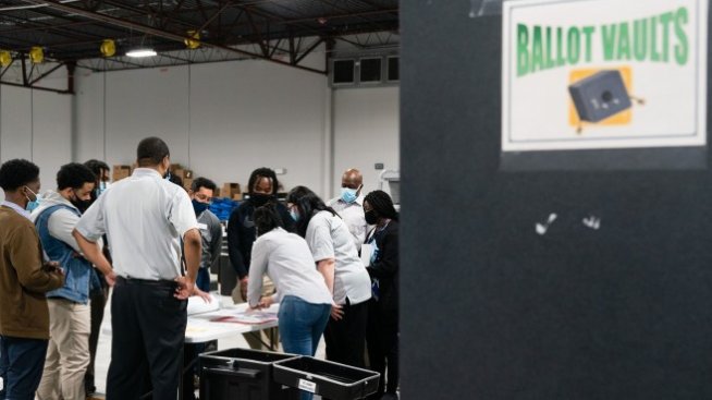 Байдън спечели Джорджия и при ръчното преброяване