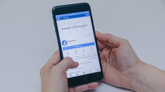 Facebook: Изкуственият ни интелект хваща 94,7% от речта на омразата
