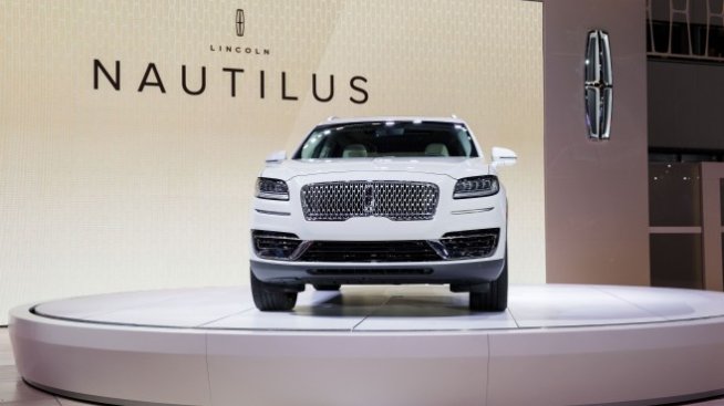 Lincoln планира да съживи продажбите на своя Nautilus с нов дизайн